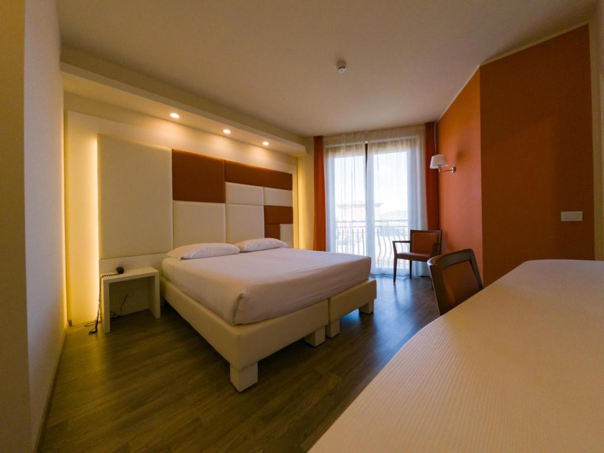 Hotel Sirio - Sure Hotel Collection By Best Western Medolago Εξωτερικό φωτογραφία