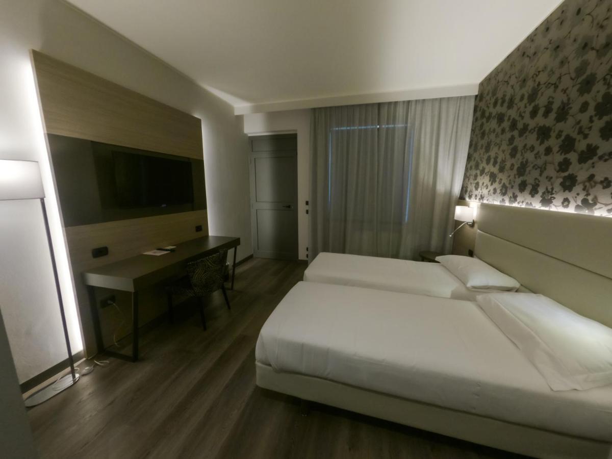 Hotel Sirio - Sure Hotel Collection By Best Western Medolago Εξωτερικό φωτογραφία