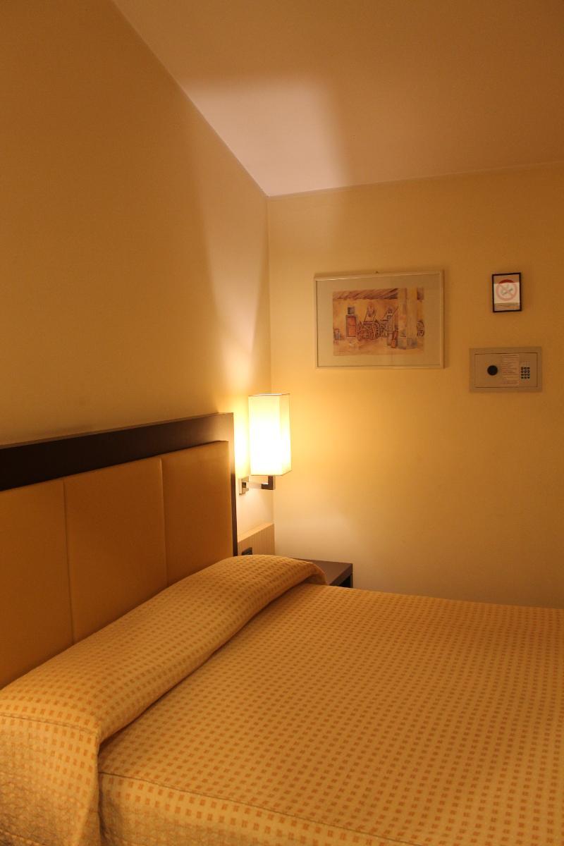 Hotel Sirio - Sure Hotel Collection By Best Western Medolago Εξωτερικό φωτογραφία